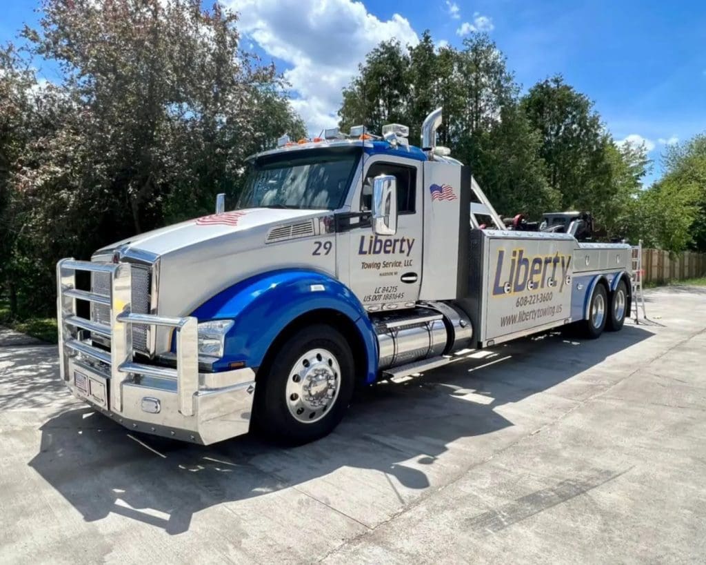 Benefits of Truck With Bold Fleet Graphics in Madison